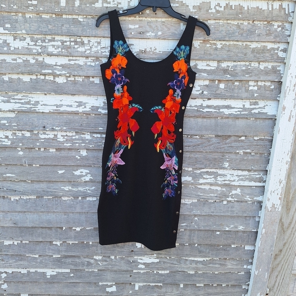 🌟 Bold Elements Cut To Curve Floral Black Dress Size XS Bodycon